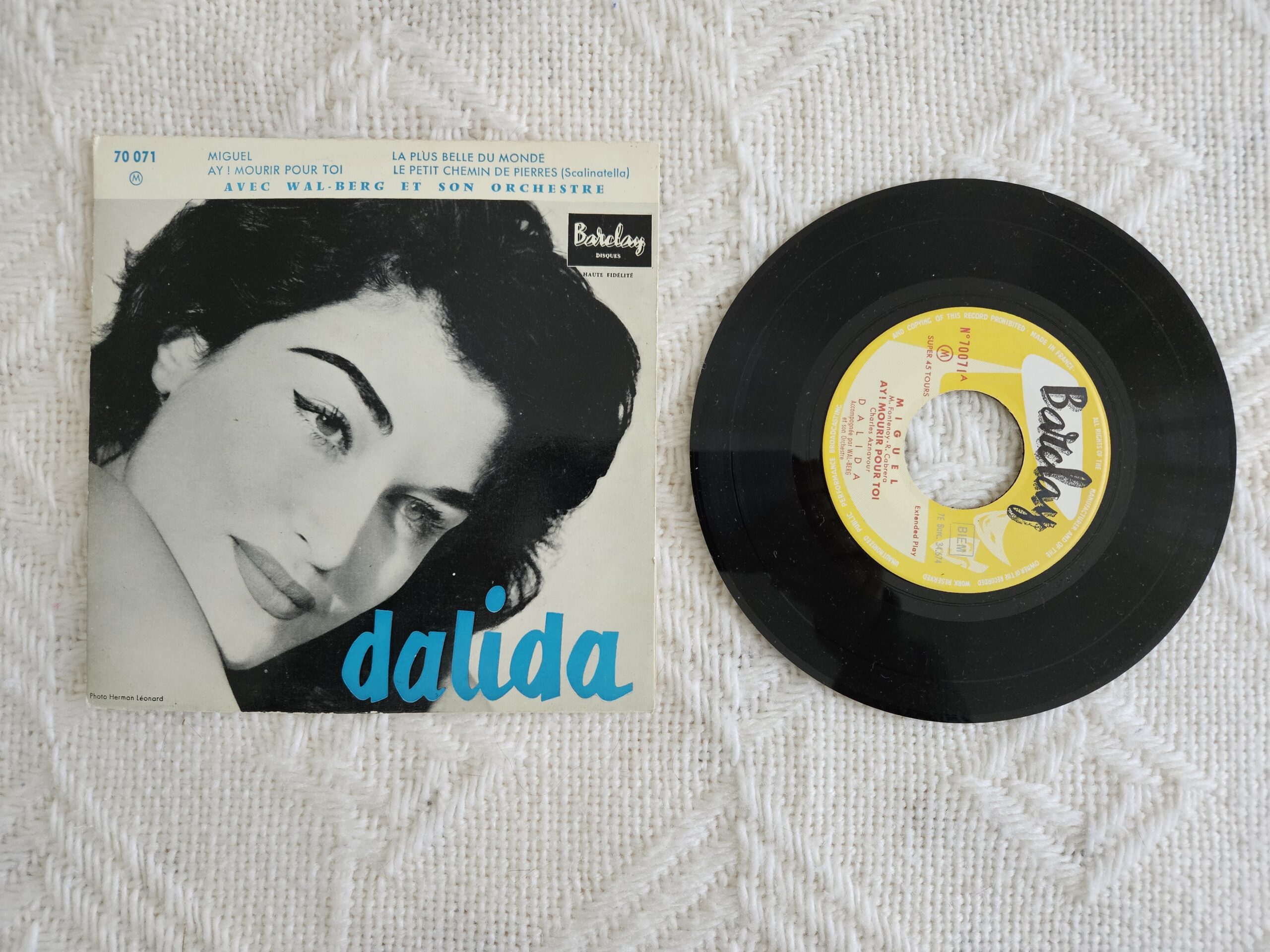 alt="Johnny Hallyday - A New York  7" 45t"